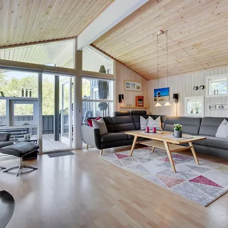 Casa de Férias Aletha - 180m From The Sea In Ne Jutland By Interhome Sæby