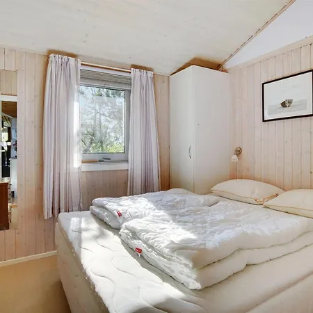 בית נופש Aletha - 180m From The Sea By Interhome